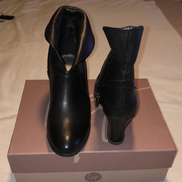 Glamorous booties 🔥 - Picture 3 of 5